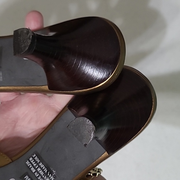 Franco Sarto Gold Kitten Heeled Slides with Floral Accent size 9 - Picture 10 of 11